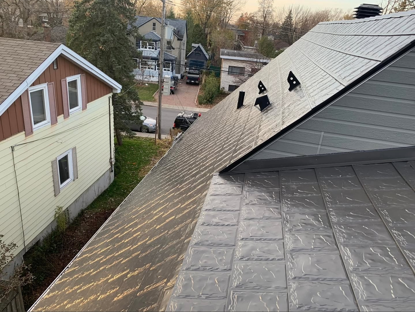 Installation de bardeaux métalliques ECONORDIK™