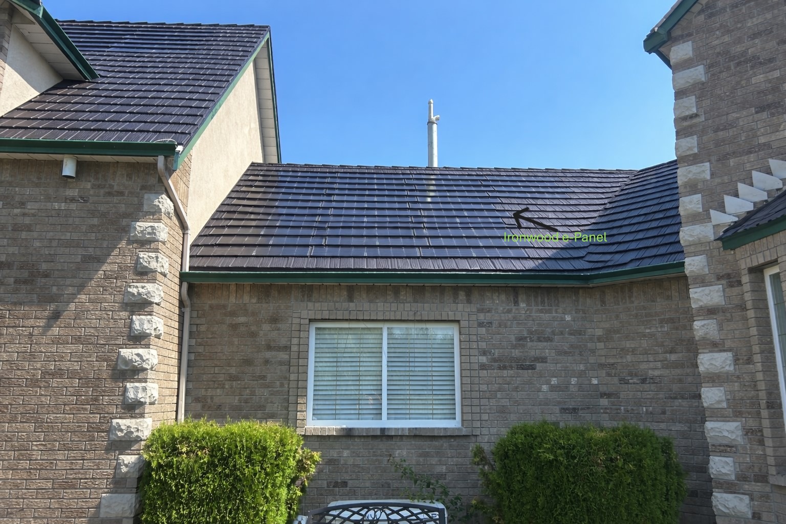 Integrated solar roofing installation